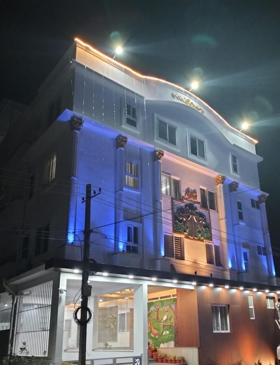 Amma Inn Elegance Suites And Apartments Maisúr Exteriér fotografie